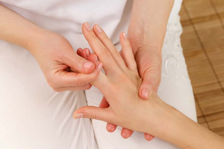 盛岡市癒し空間ソアン レイキ、タクティールケア